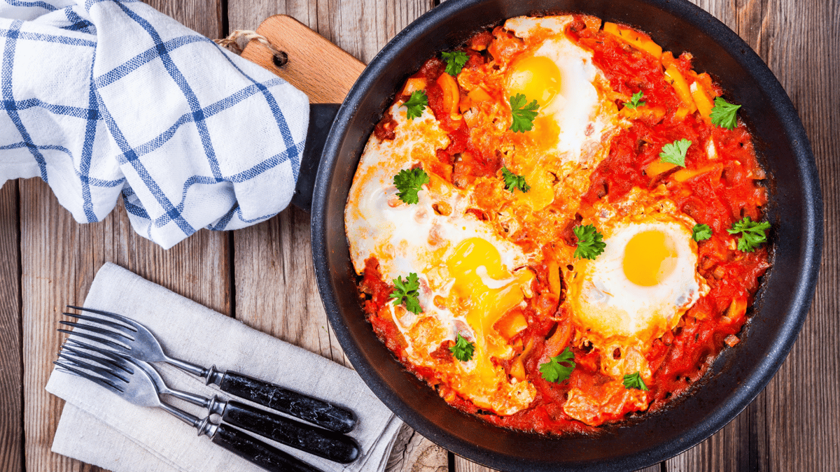 Get Pasture Raised Eggs and Make Shakshuka