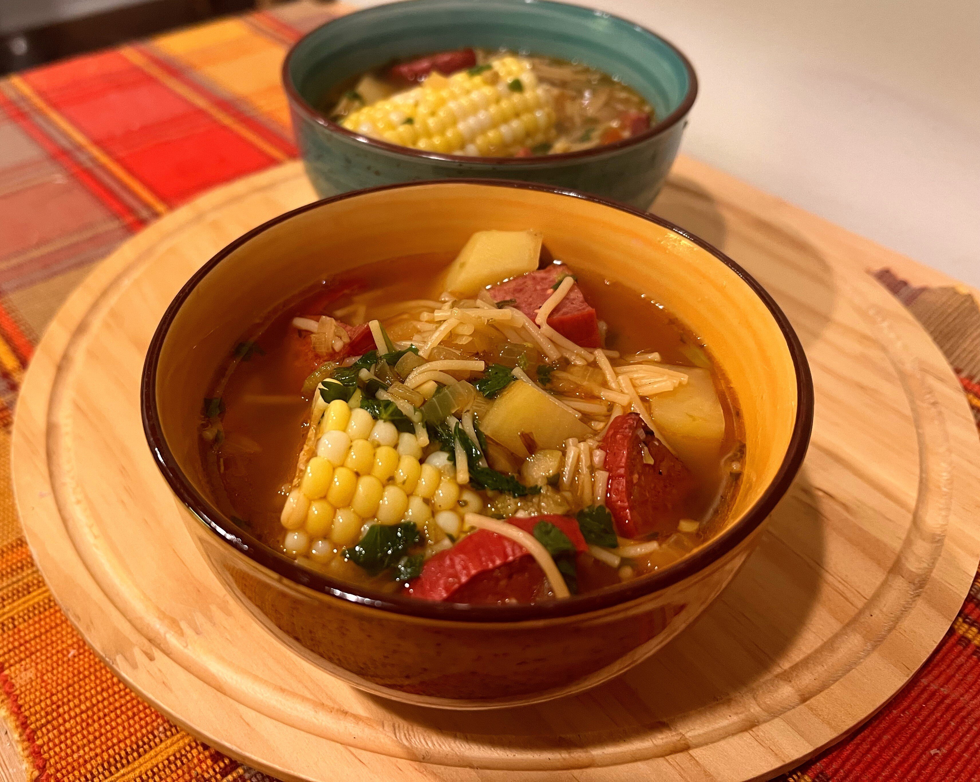 Sopa de Fideos con Salchichón